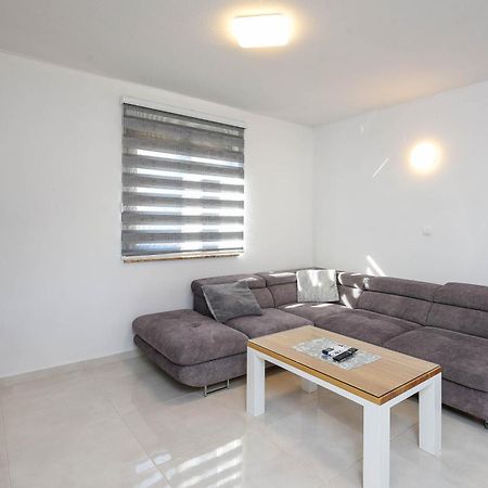 Lidija Apartmani 오레비츠 객실 사진